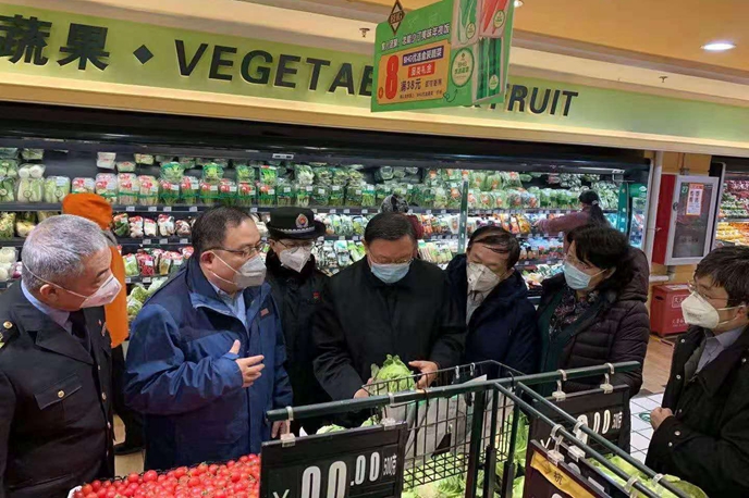 北京市市场监管局党组书记、局长冀岩深入超市检查市场供应和价格秩序